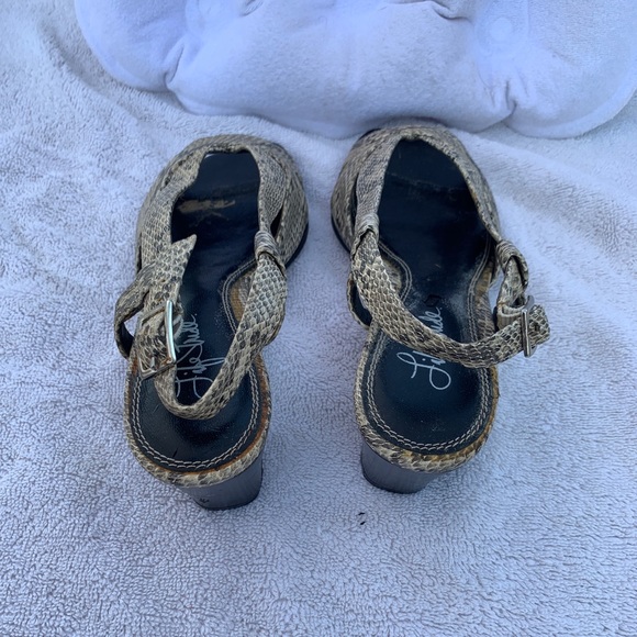 LifeStride Snakeskin Sandals - Picture 3 of 7